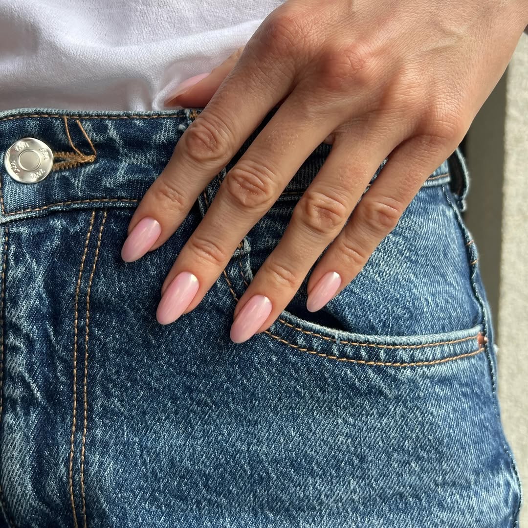 Koji manikir birate ovog proleća? Foto: Instagram/@snails_beograd