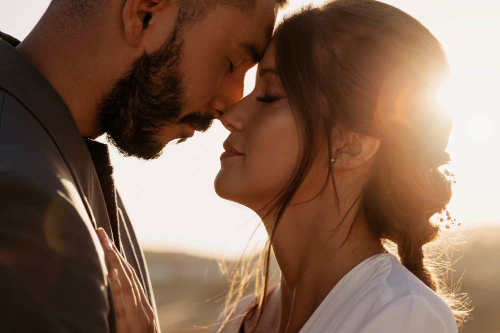 Da li nam treba repriza ljubavi? Foto: Freepik.com, ilustracija