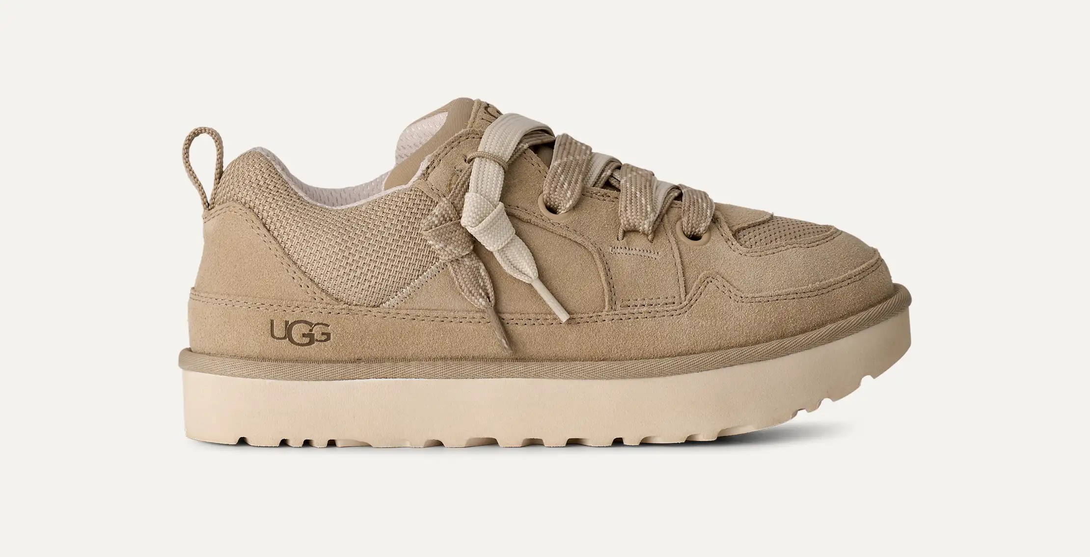 Minimel modeli idealni su za sve prilike koje prolećna sezona donosi; Foto: UGG/PROMO