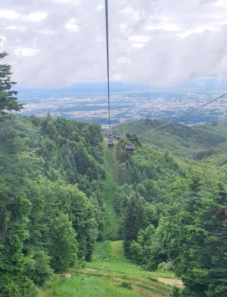 Sljeme nije samo turistička atrakcija, a vožnja žičarom ima posebnu draž... Foto: Na moj način/Marija